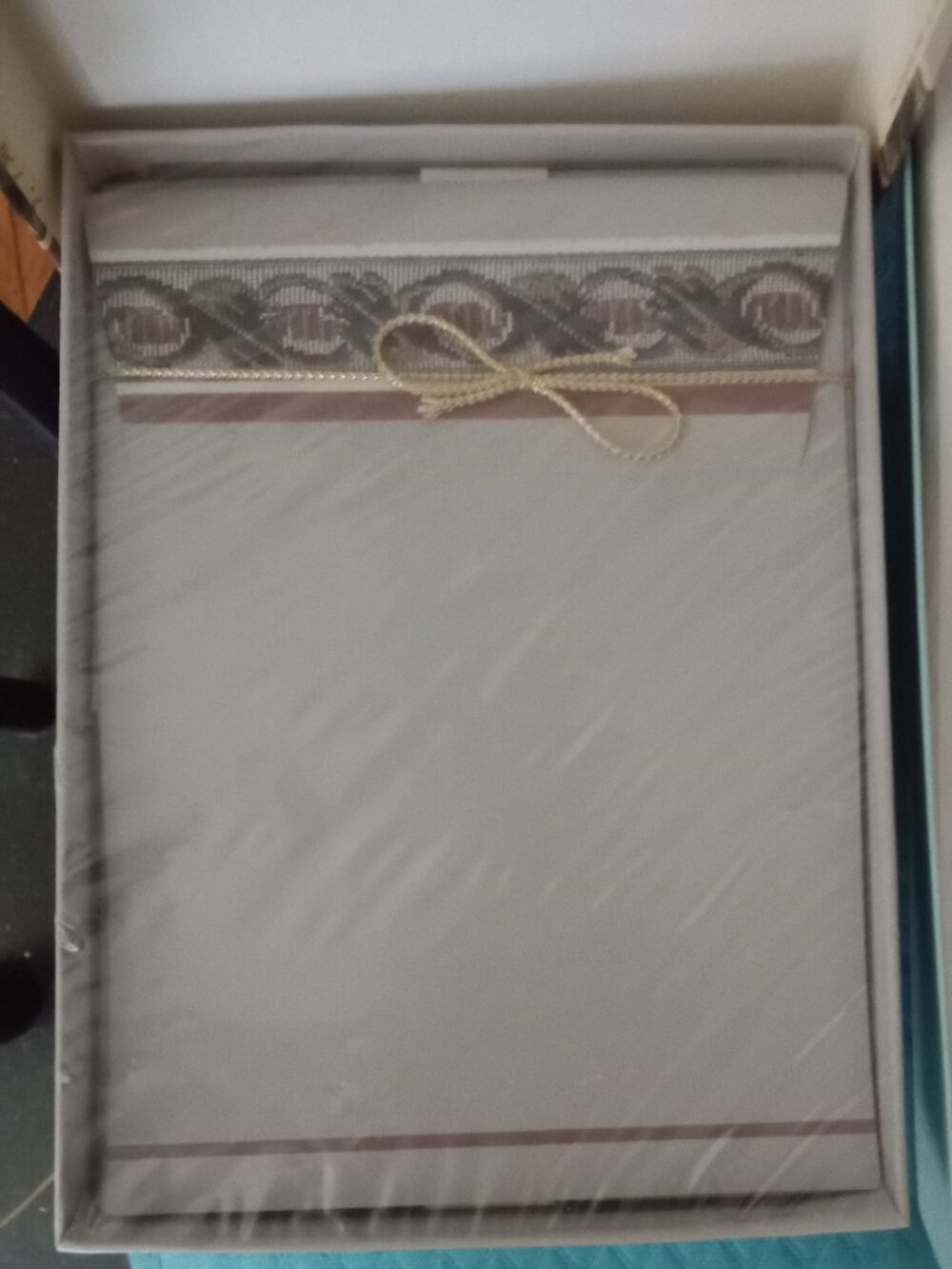 Stationery Bundle - Picture 2 of 8